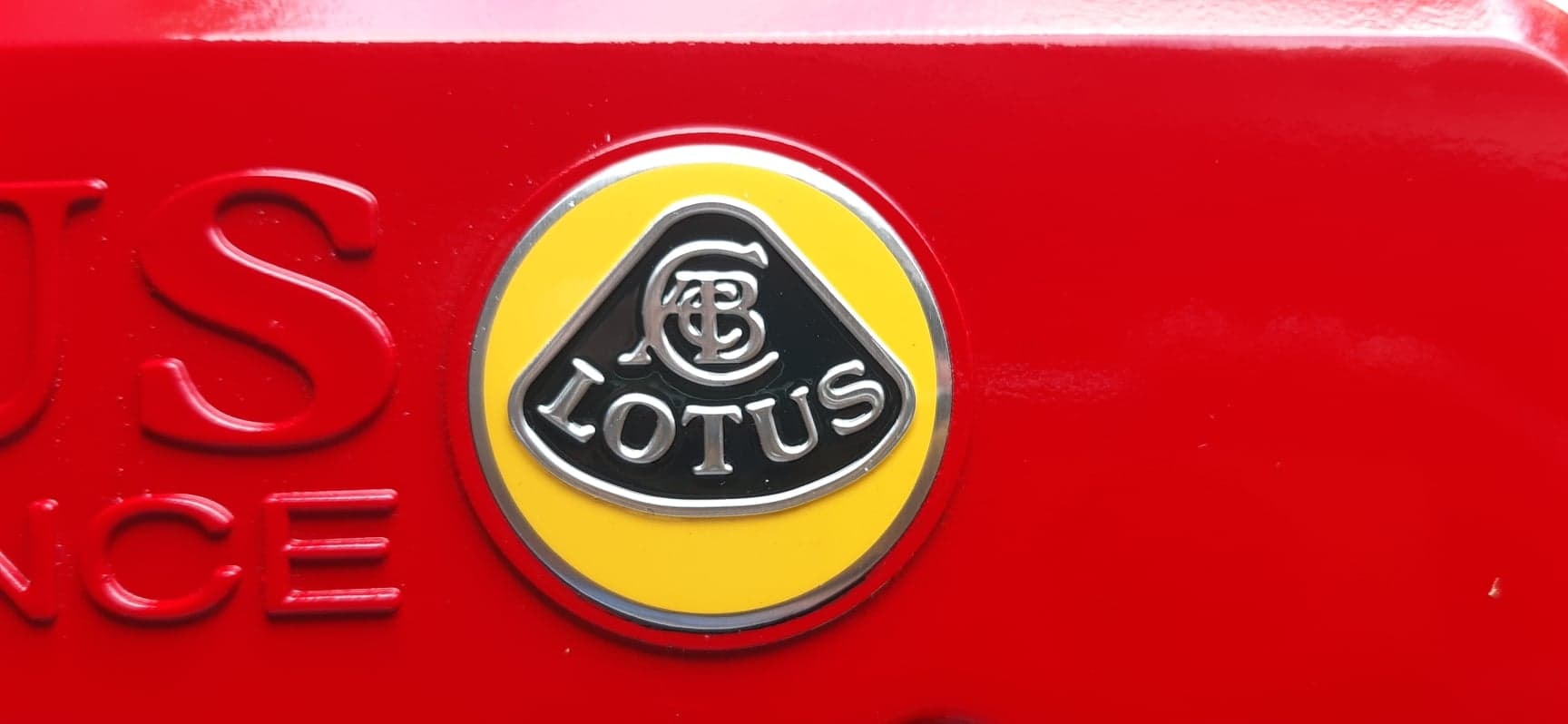 Lotus Aluminum Badge emblem valve cover Elise Exige Evora