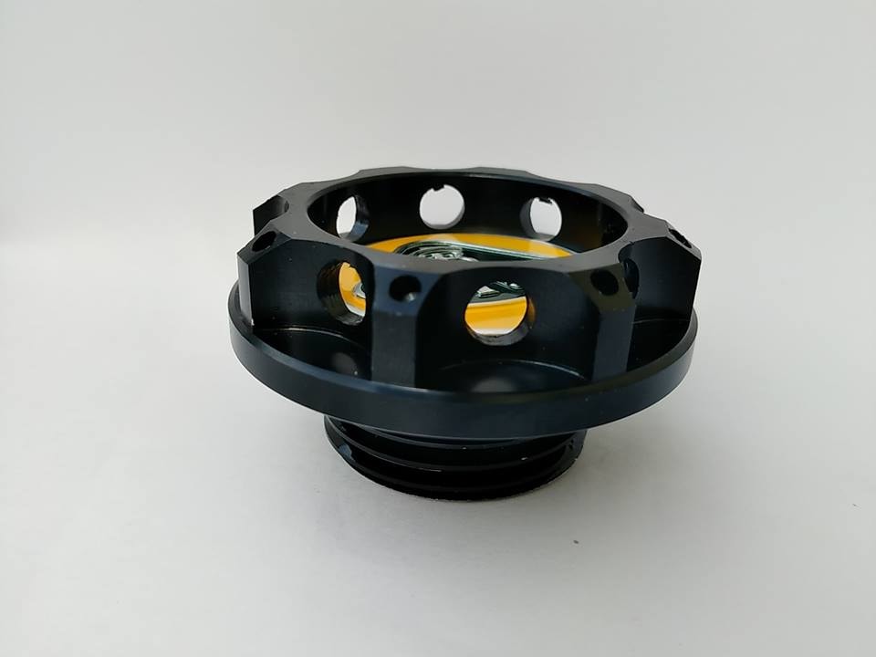 Black aluminum oil cap for Lotus Elise Exige Evora