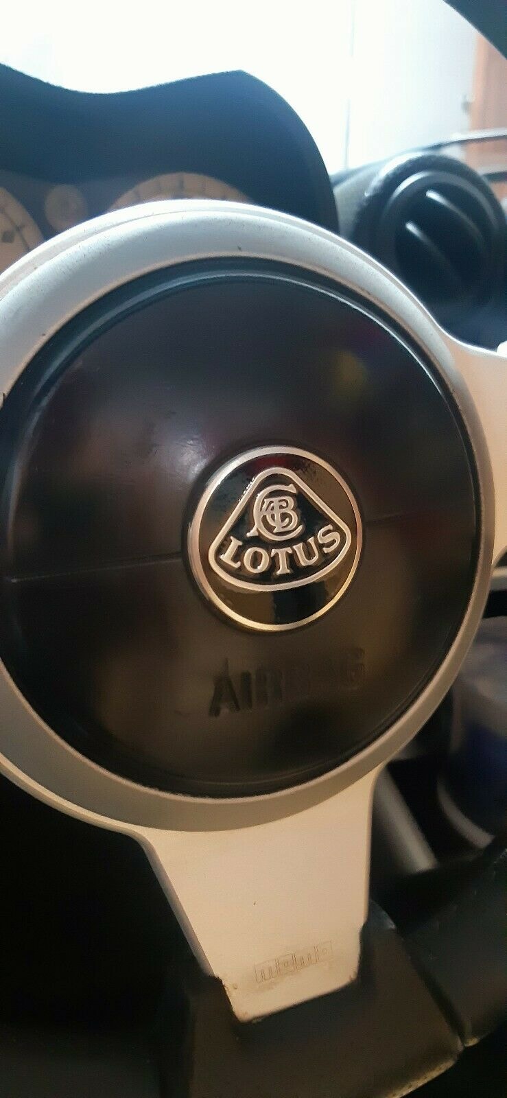 Lotus Aluminum Badge emblem for valve cover Elise Exige Evora black
